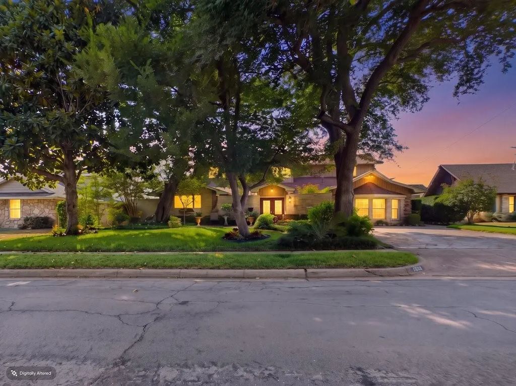 9335 Whittenburg Gate, Dallas
