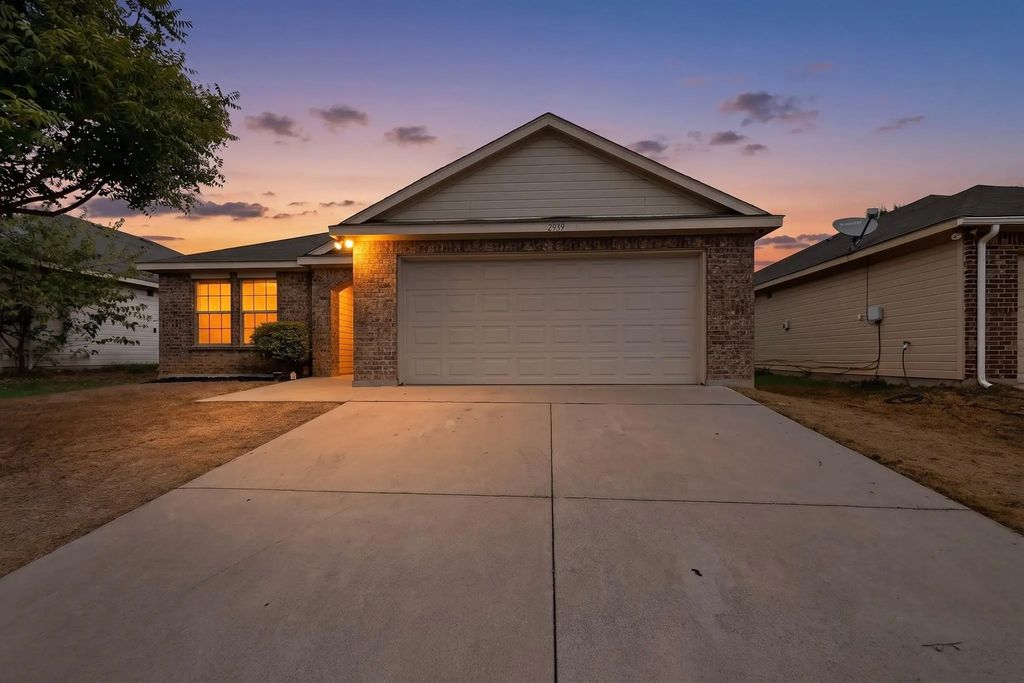 2939 Saint Bernard Drive, Dallas