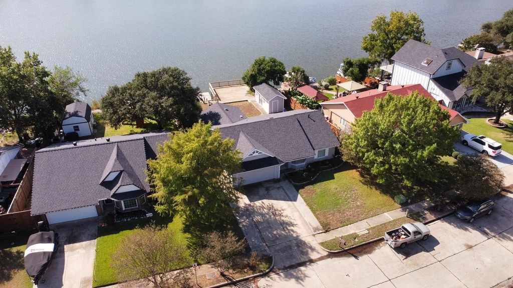 1316 Garden Terrace Drive, Irving