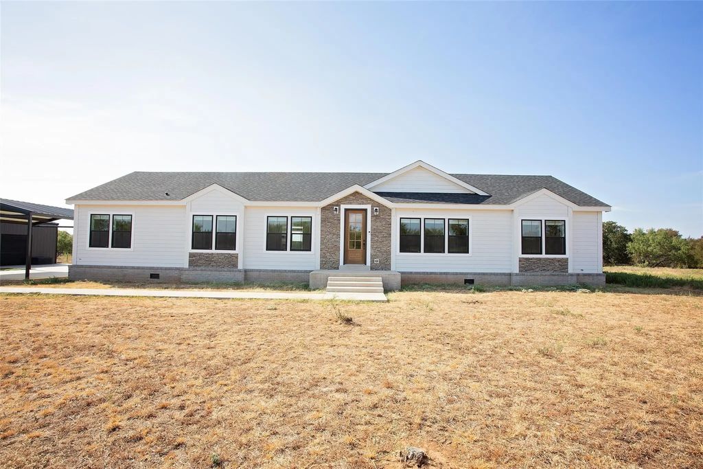3090 State Highway 16 N, Graham