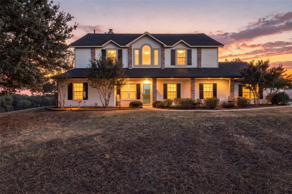 842 Cornstubble Lane, Poolville