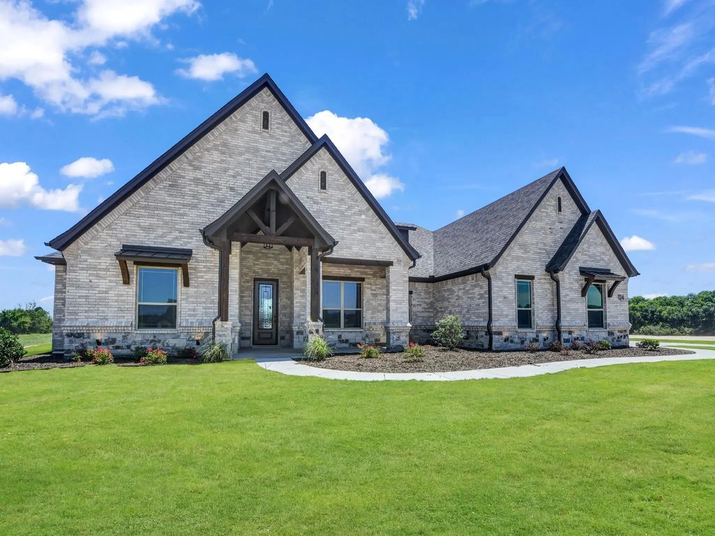 124 Desperado Way, Weatherford