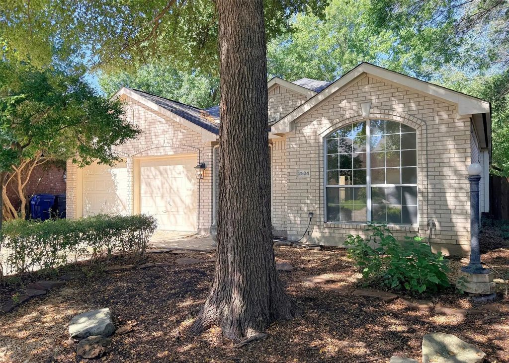 2924 Coventry Lane, McKinney