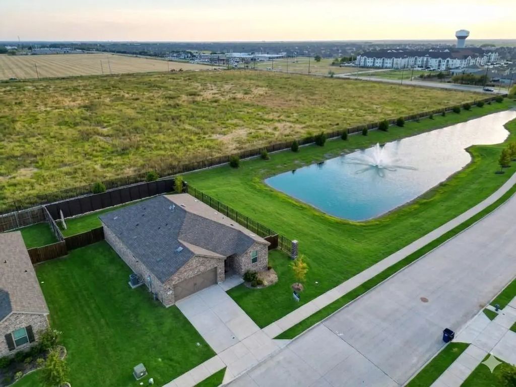 6518 Tudor Place, Celina