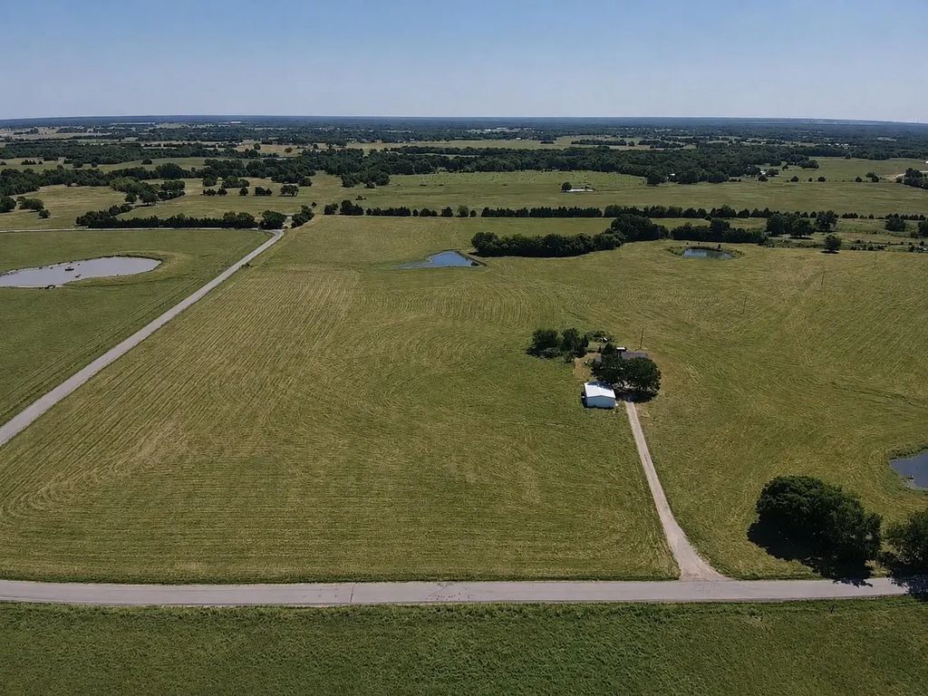 000 Lot 9 Cr 33500, Sumner