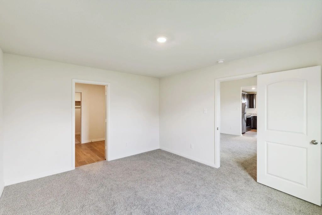9956 Fighting Falcon Way, Fort Worth