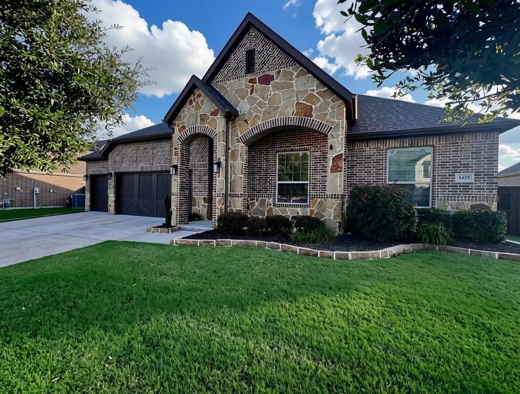 2429 San Marcos Drive, Royse City
