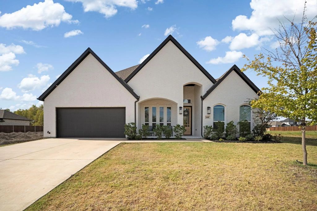 648 Red Maple Road, Waxahachie