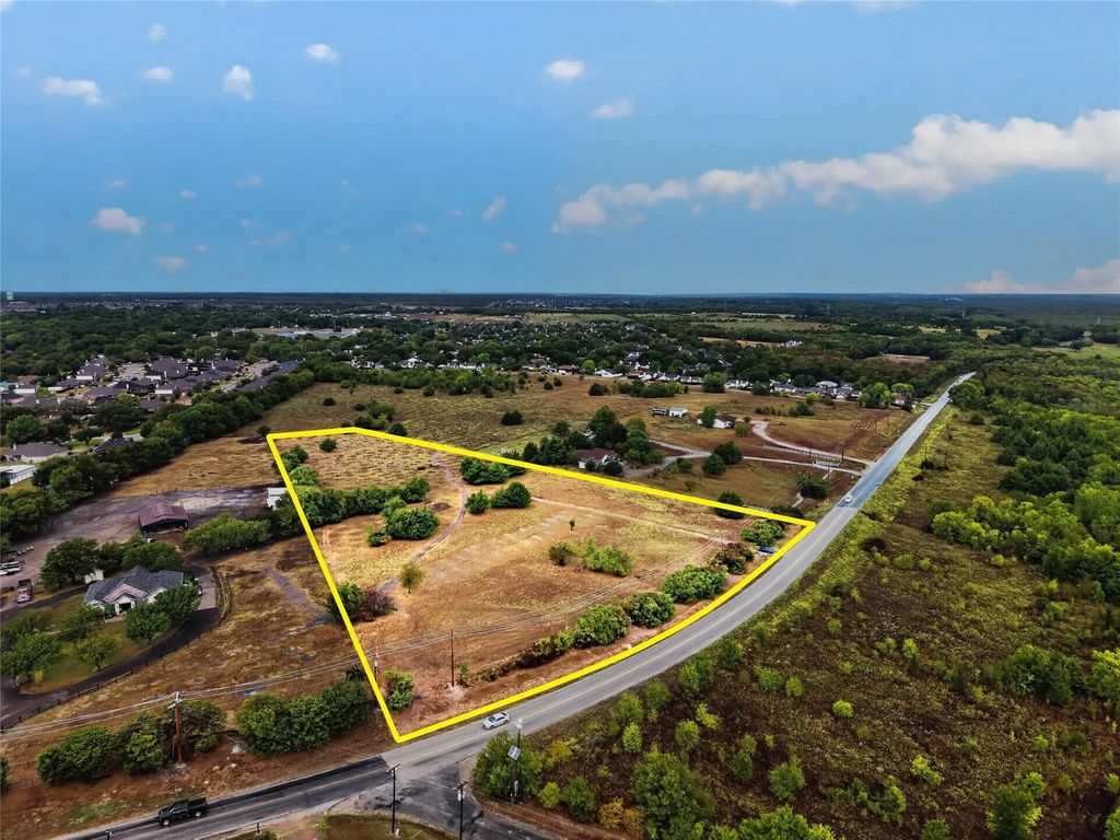 651 E Malloy Bridge Road, Seagoville