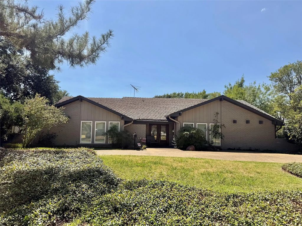 3708 Princess Lane, Dallas