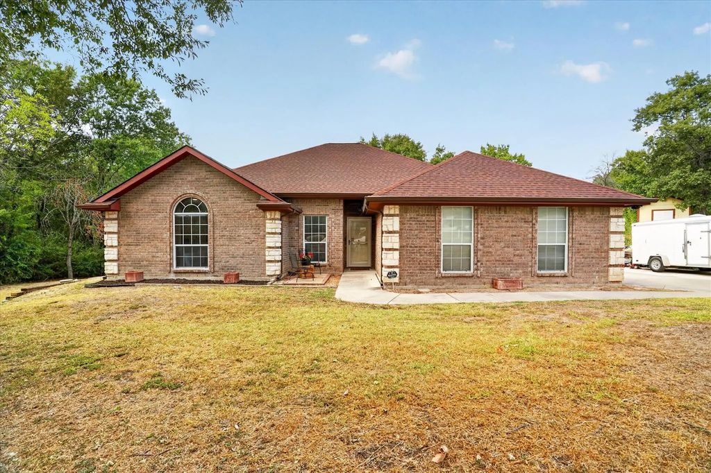 6608 Silver Oak Lane, Fort Worth