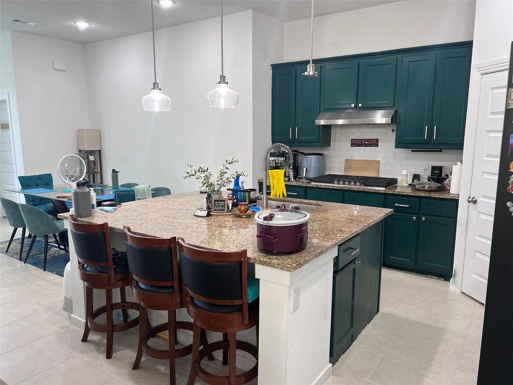 2452 Brightling Bend, Forney