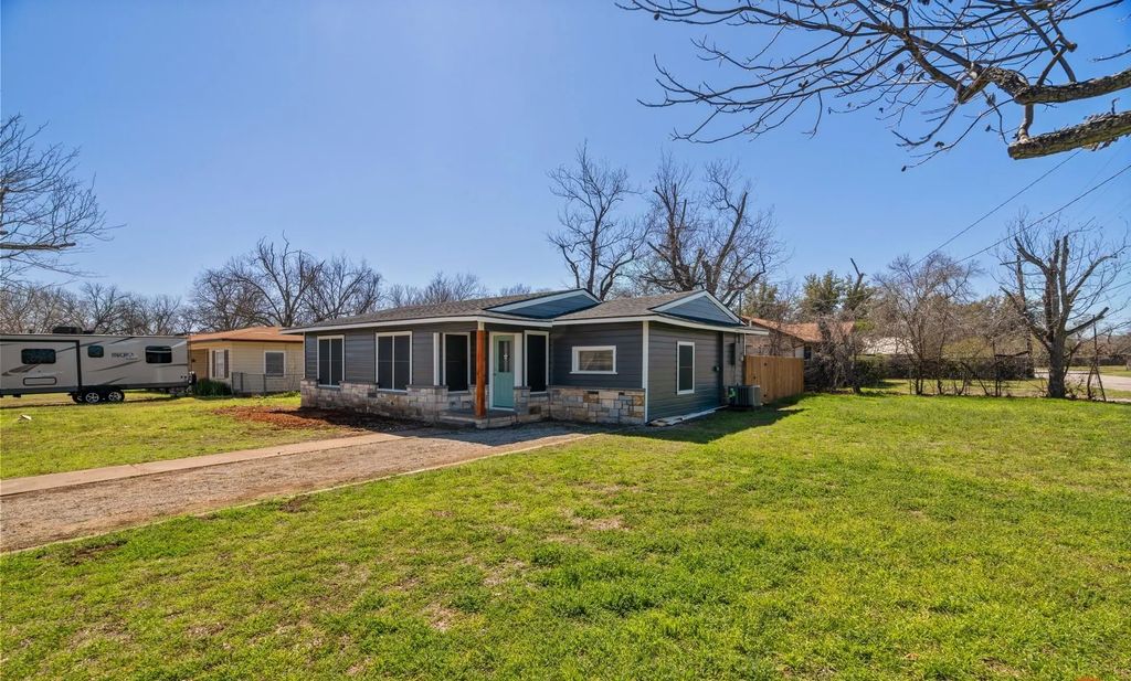 2001 6th Street, Brownwood