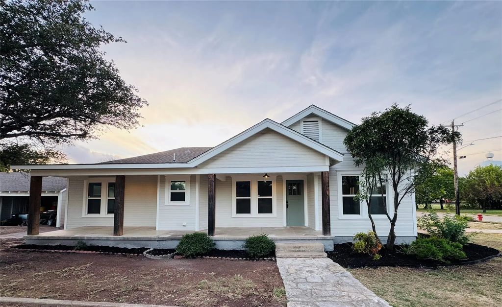1100 E Coke Street, Hamilton