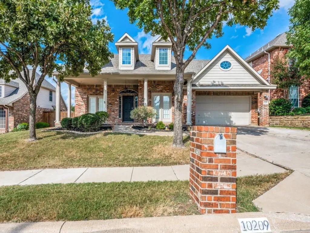 10209 Cantana Court, Fort Worth