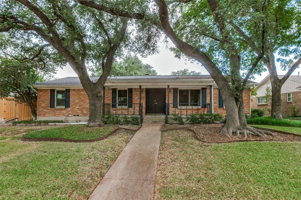 9433 Meadowknoll Drive, Dallas