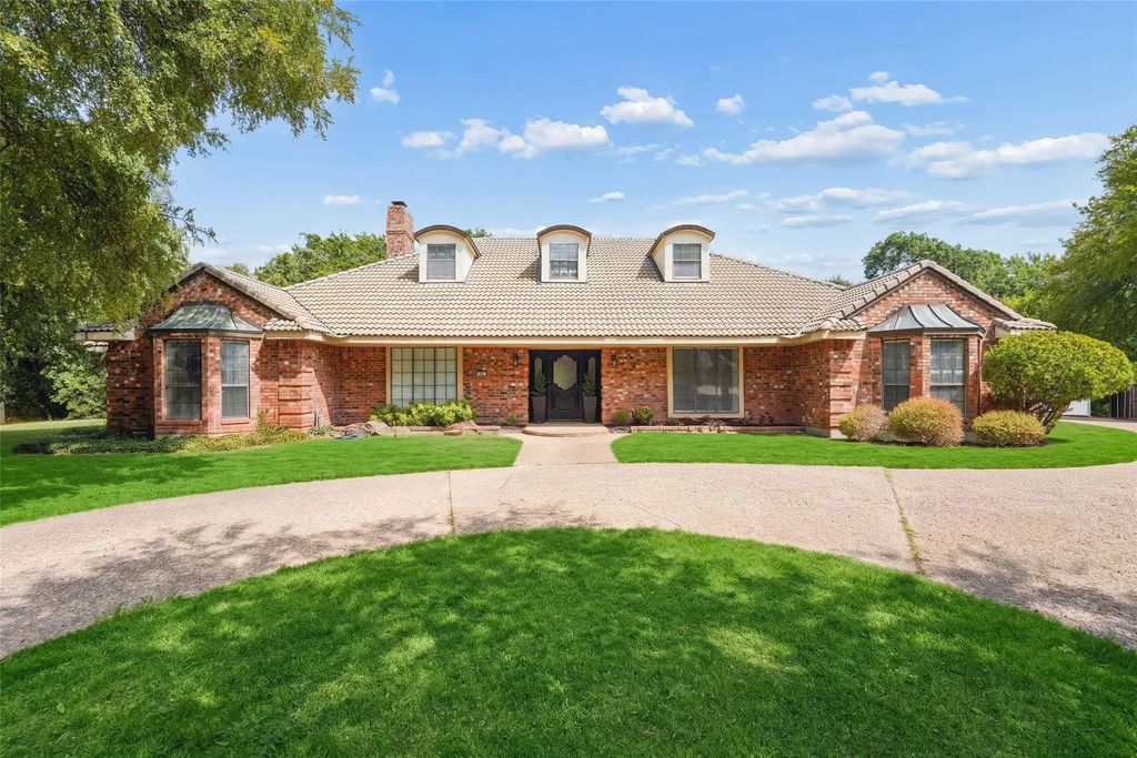 803 Green Tree Court, Duncanville