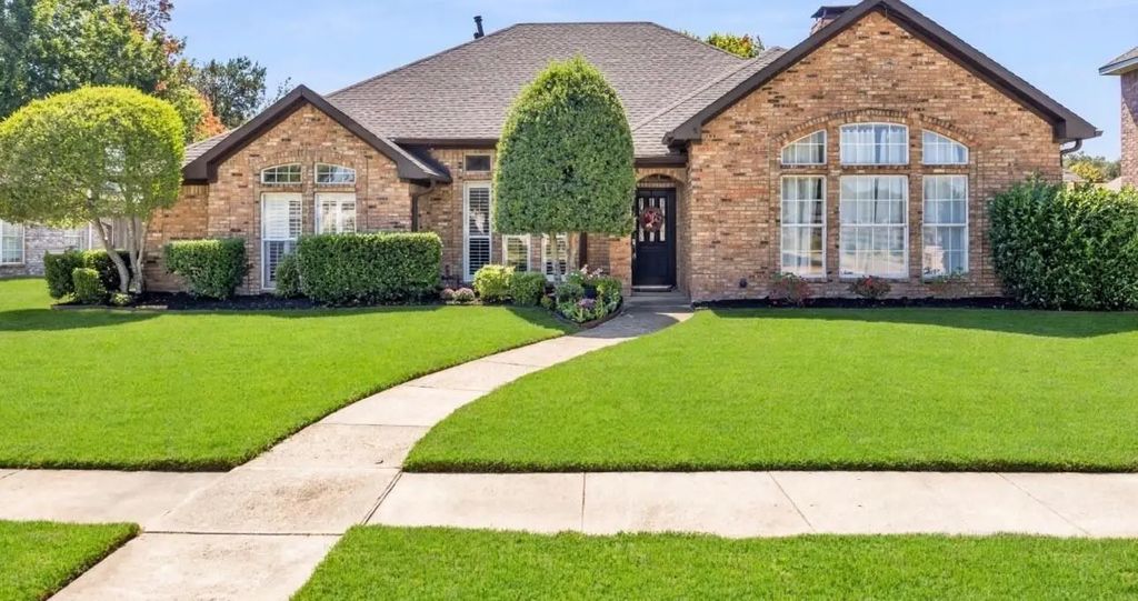 3214 Suzanne Drive, Rowlett