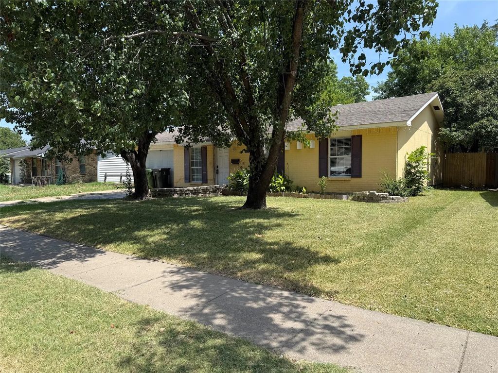 4024 Charter Drive, Garland