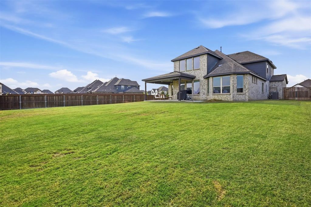 492 Letara Vista Drive, Haslet