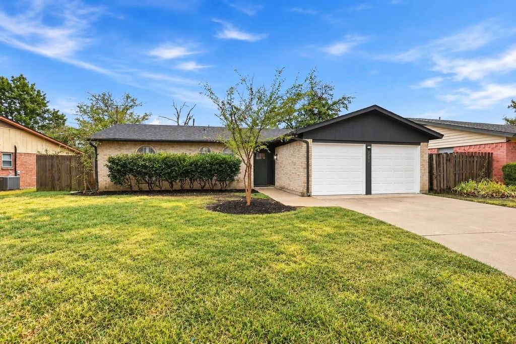 3205 Fargo Court, Fort Worth