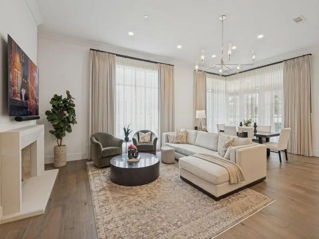 6801 Corporate Drive C2, Plano