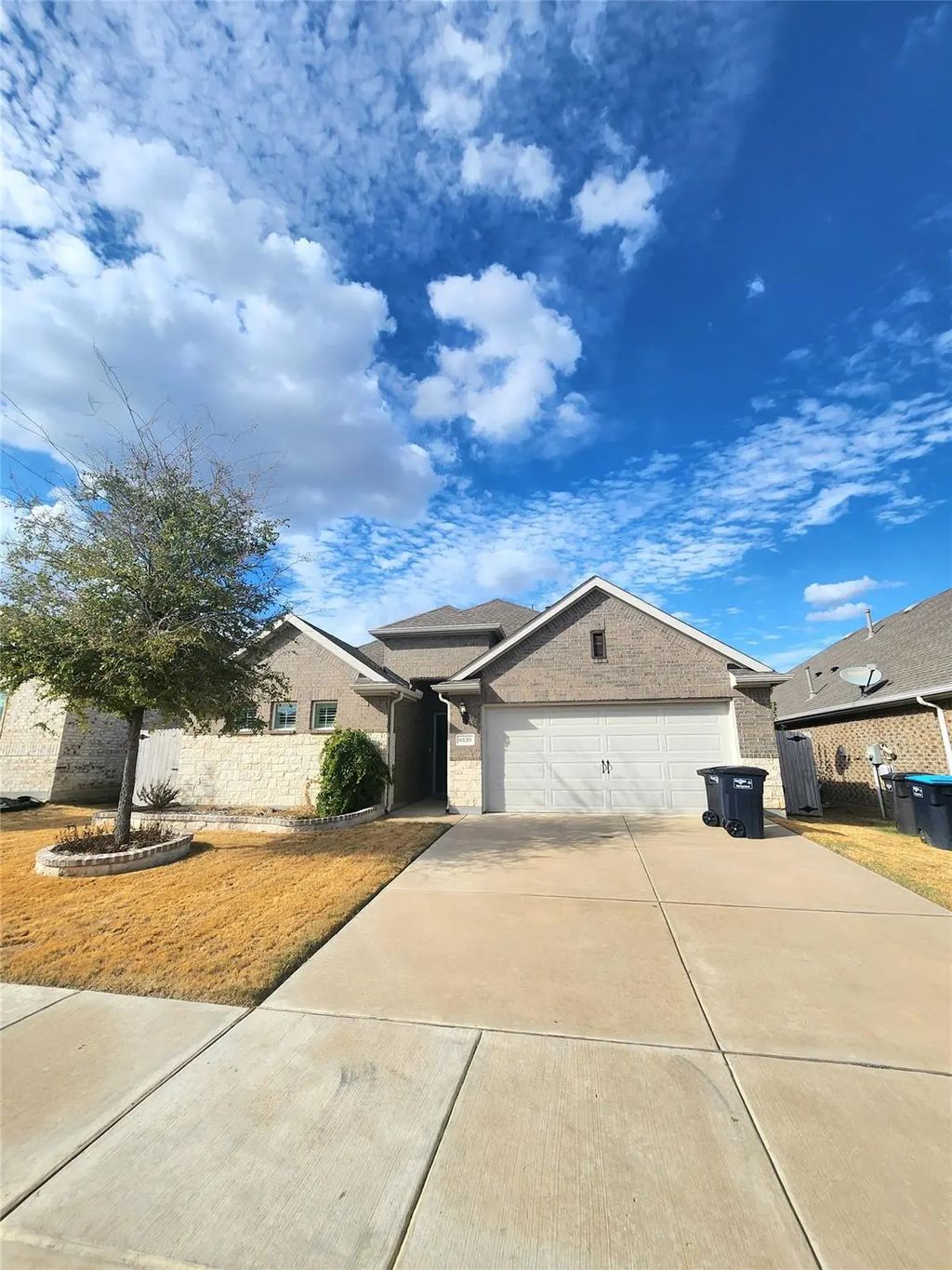 6120 Fall Creek Lane, Fort Worth