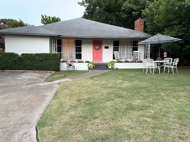 1406 Eastus Drive, Dallas
