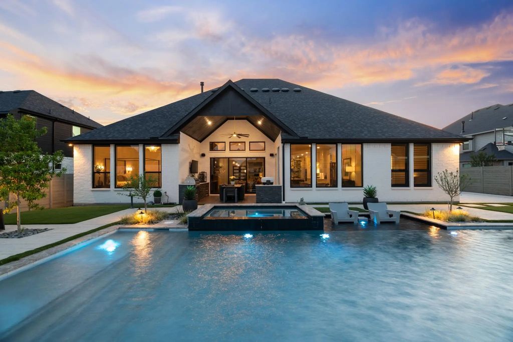 1816 Gathering Trail, Argyle
