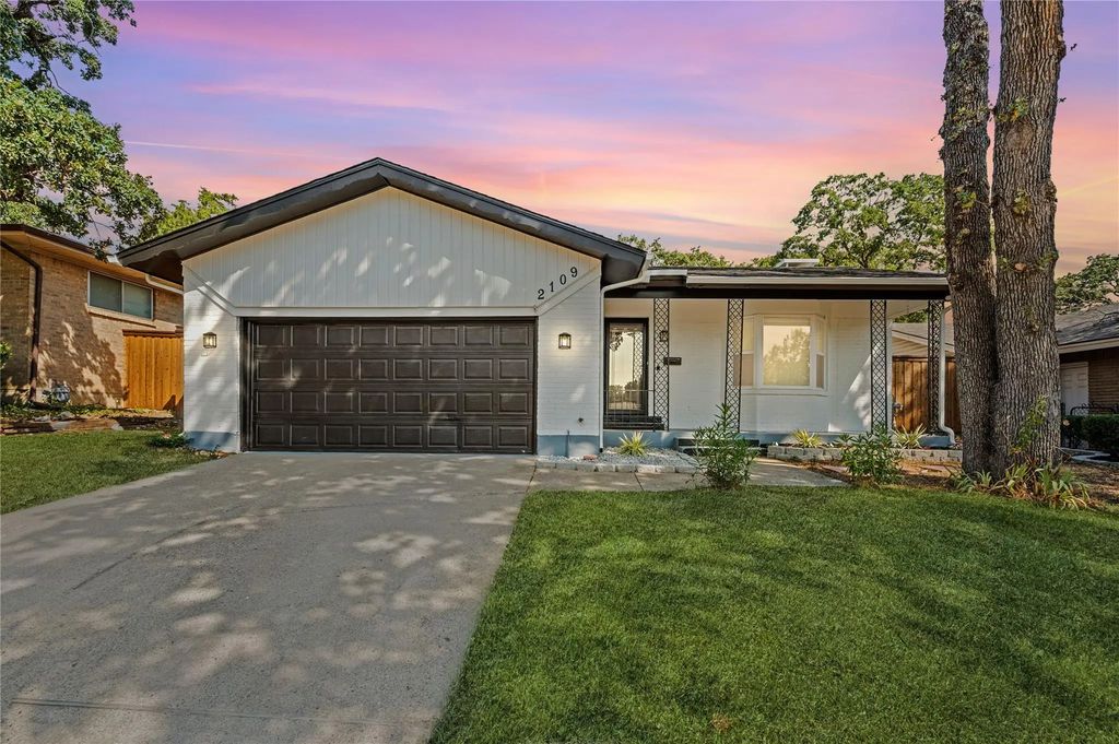 2109 Normandy Drive, Irving