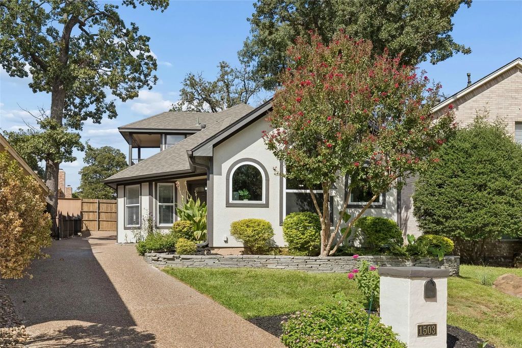 1503 Milla Court, Euless