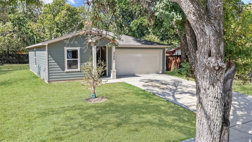 4508 Wiman Drive, Fort Worth