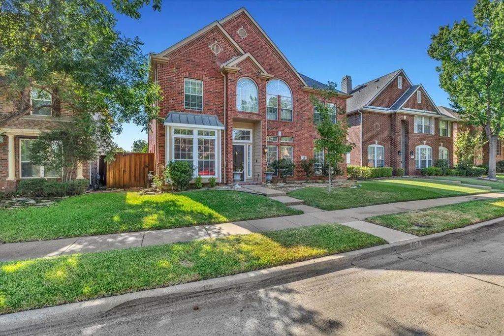 707 Cheshire Drive, Coppell