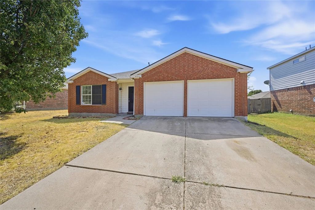 4506 Falcon Drive, Sherman