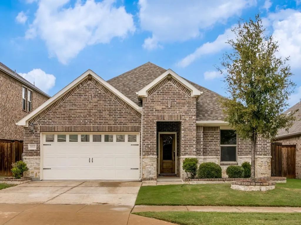 5513 Baker Creek Road, Fort Worth