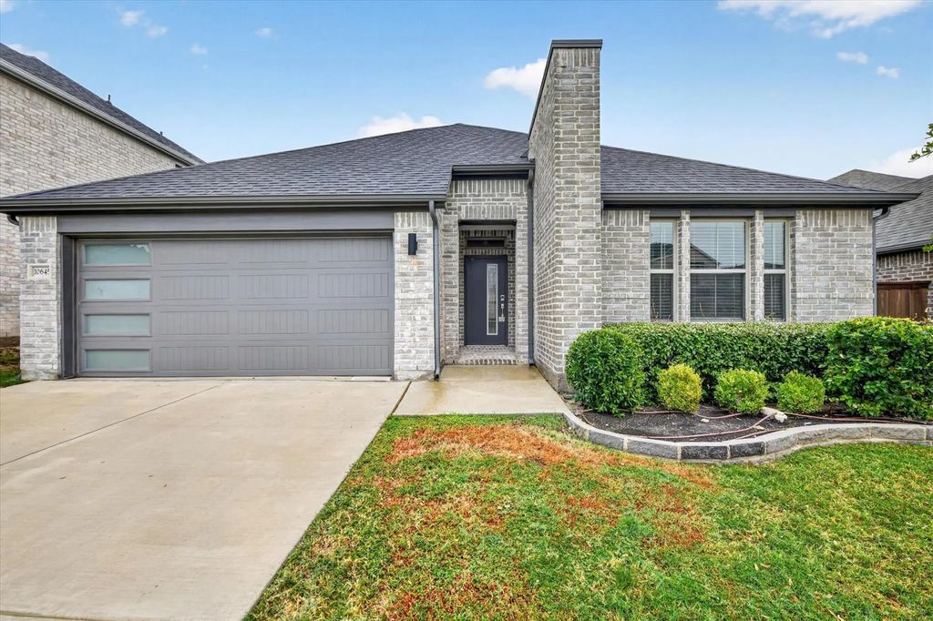 10645 Enchanted Rock Way, Fort Worth