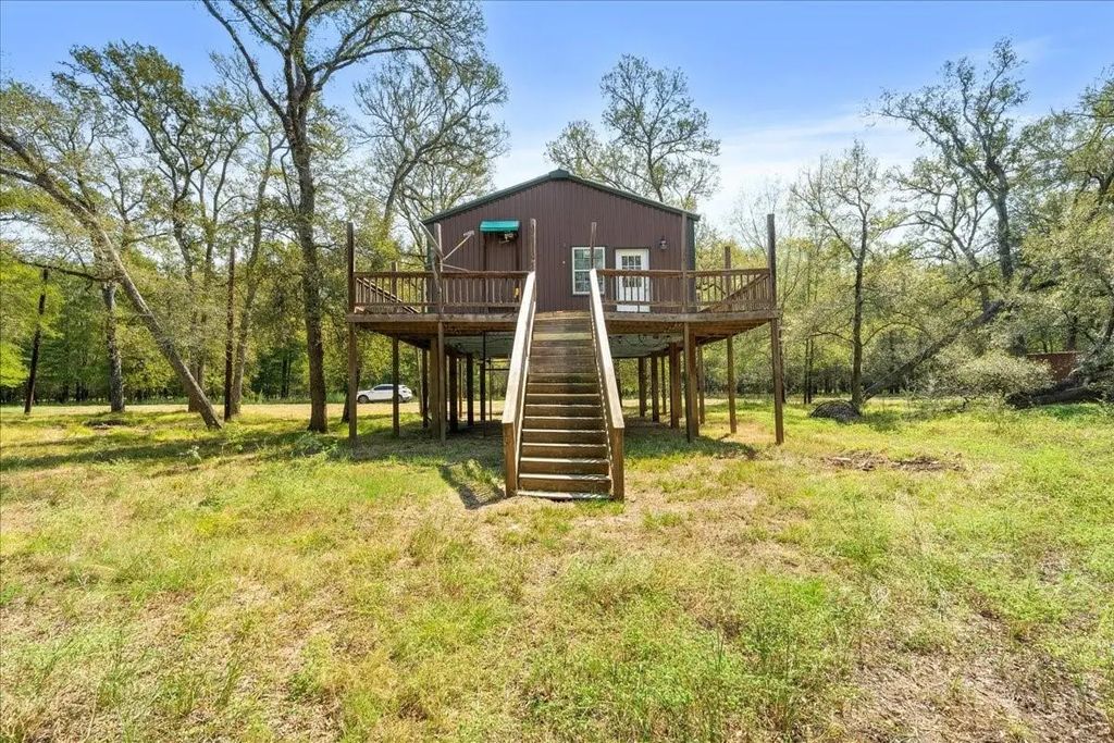 Private Road 1235, Centerville