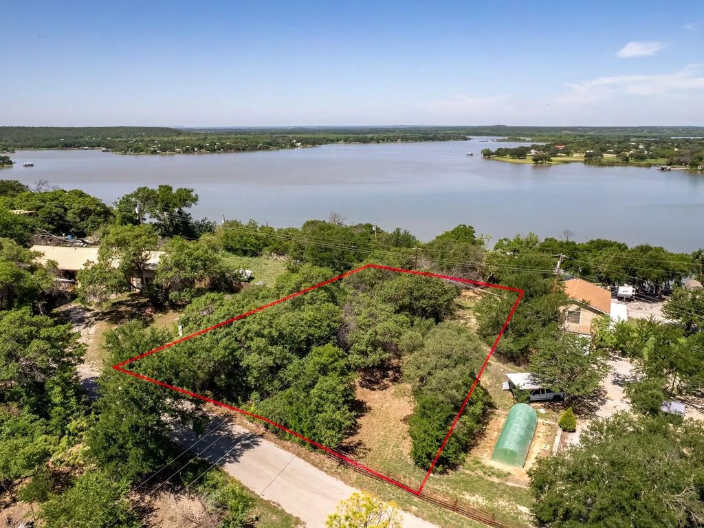 6912 Ireland Drive, Brownwood
