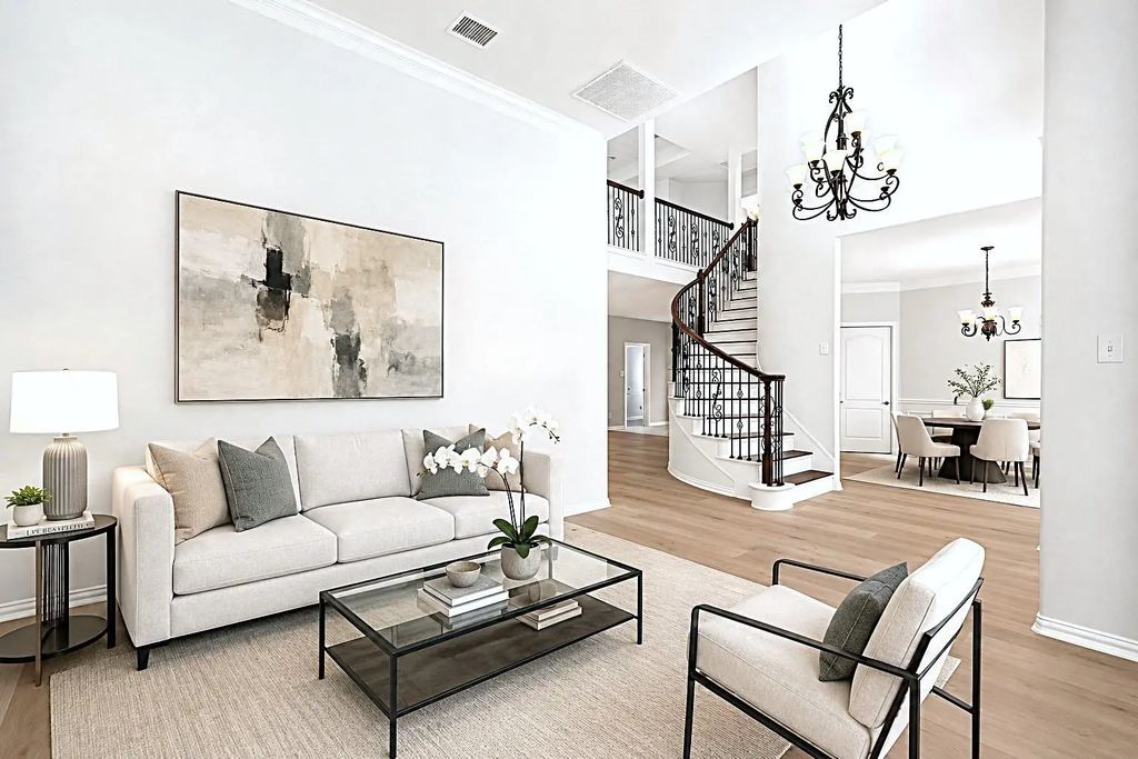 8005 Strecker Lane, Plano