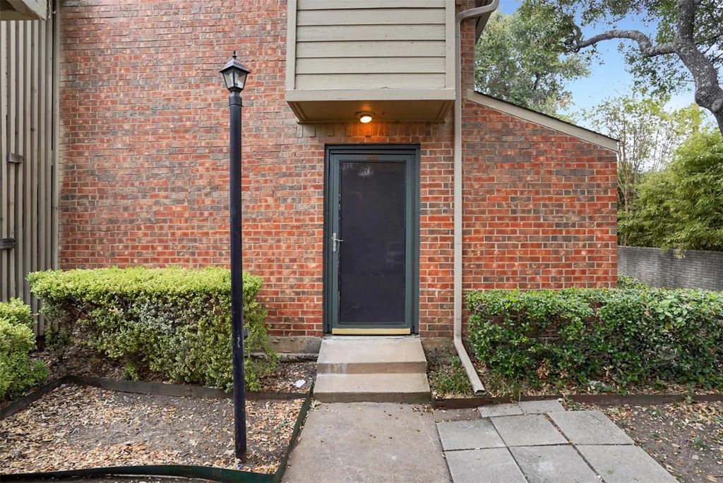 9254 Forest Lane 408, Dallas