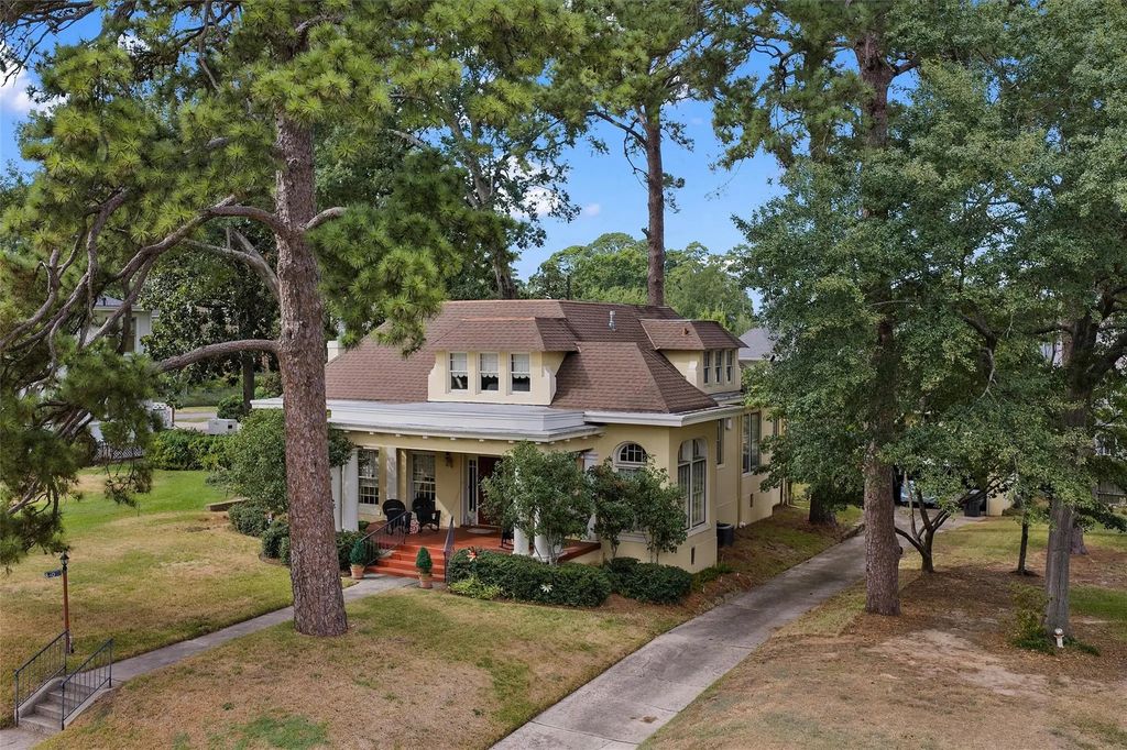 840 Monrovia Street, Shreveport