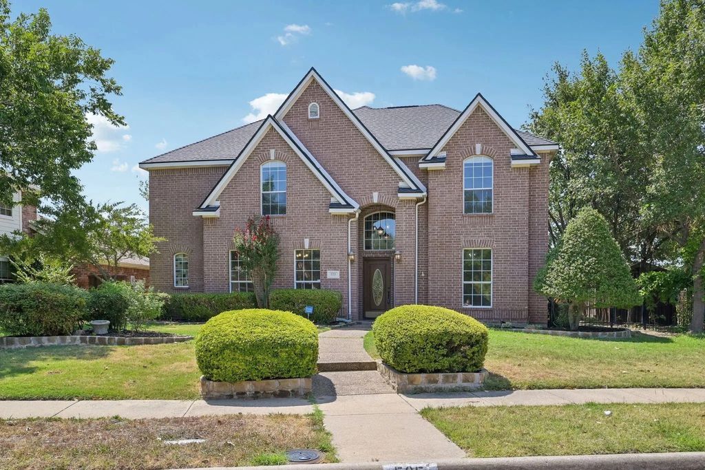 525 Blackfield Drive, Coppell