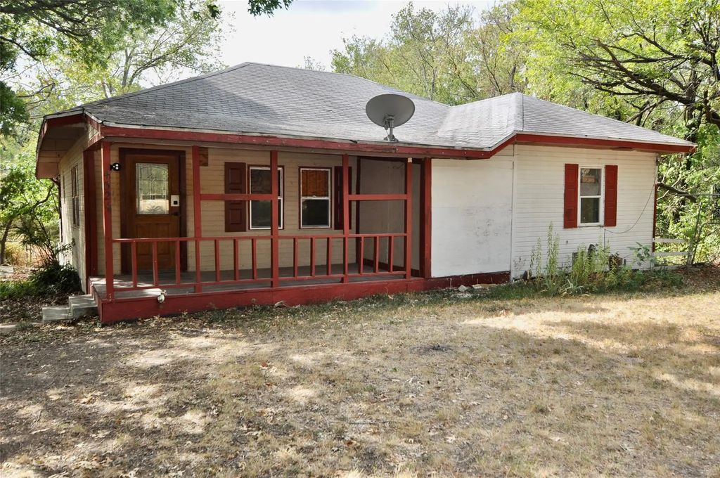 4324 S Cedar Circle Drive, Dallas
