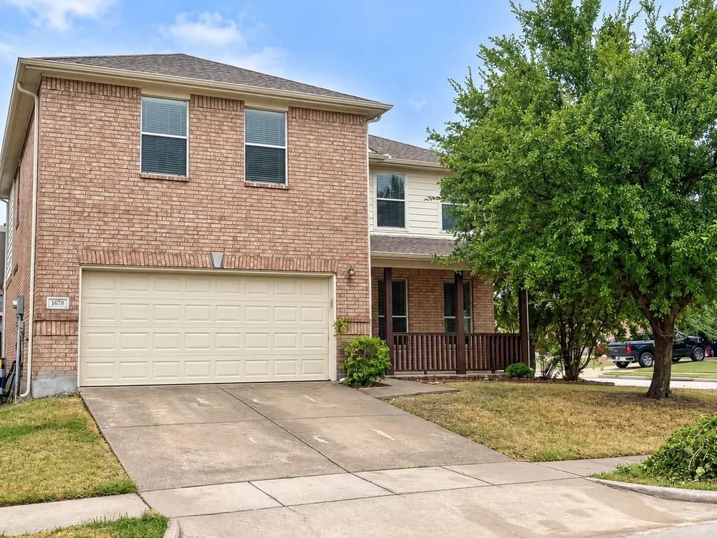 1678 Chukar Drive, Aubrey