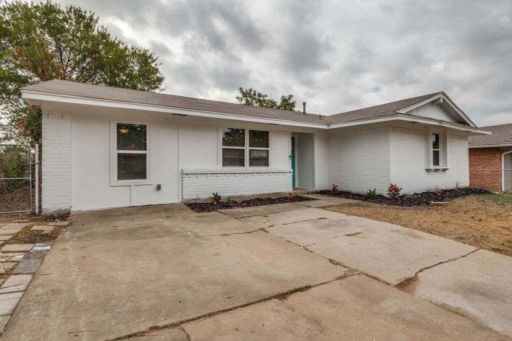 3306 Judge Dupree Drive, Dallas