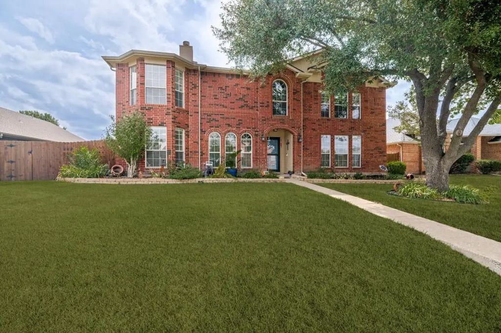 814 Foxwood Lane, Wylie