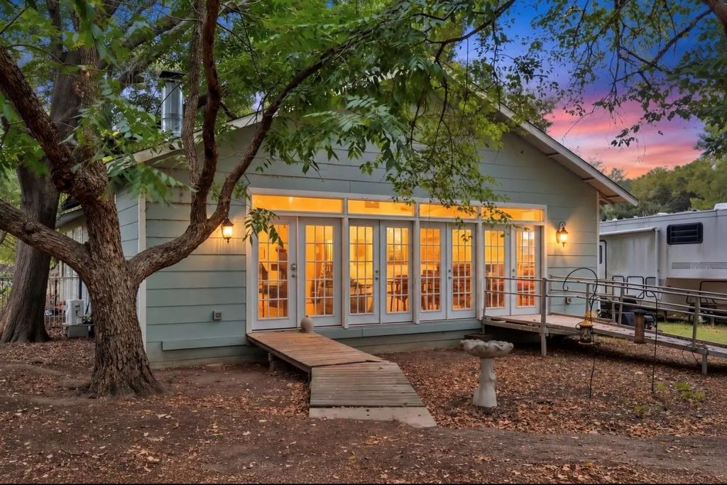 2757 Lancer Road, Greenville