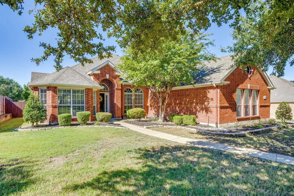 2907 Saint Maria Drive, Mansfield