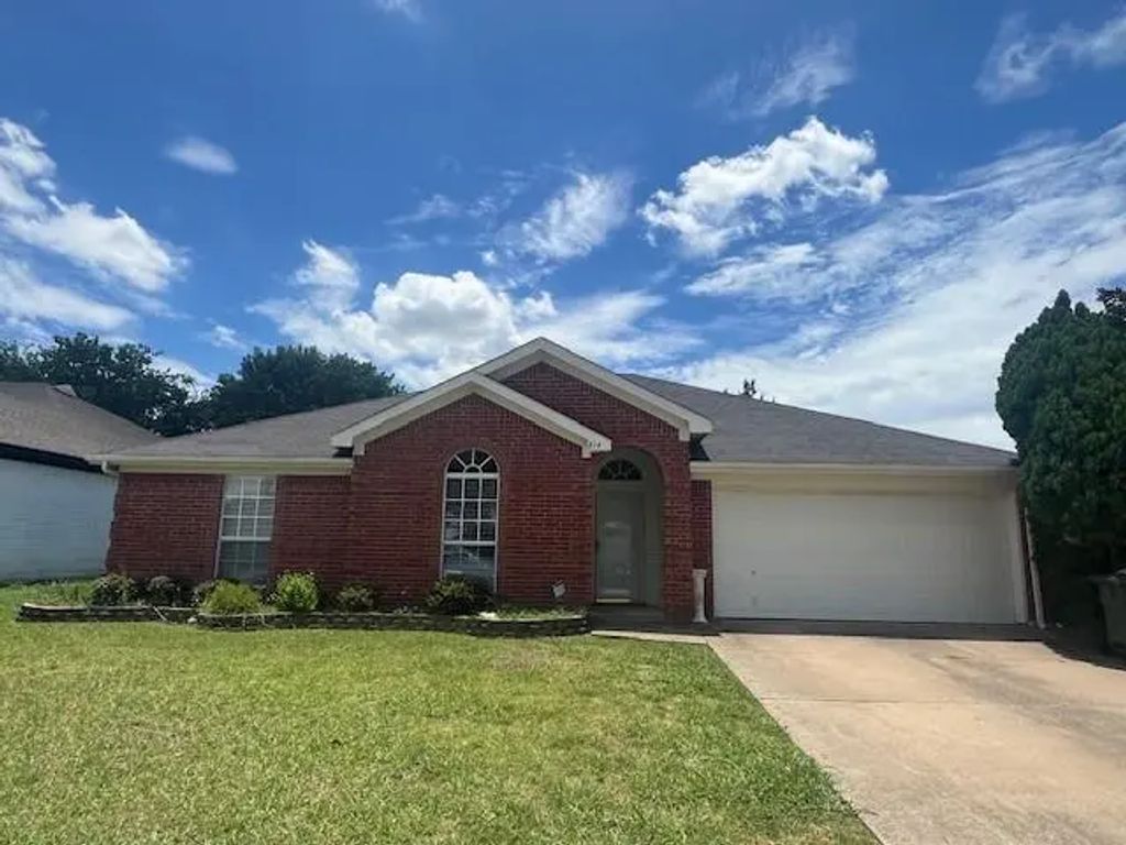814 Elbe Drive, Arlington