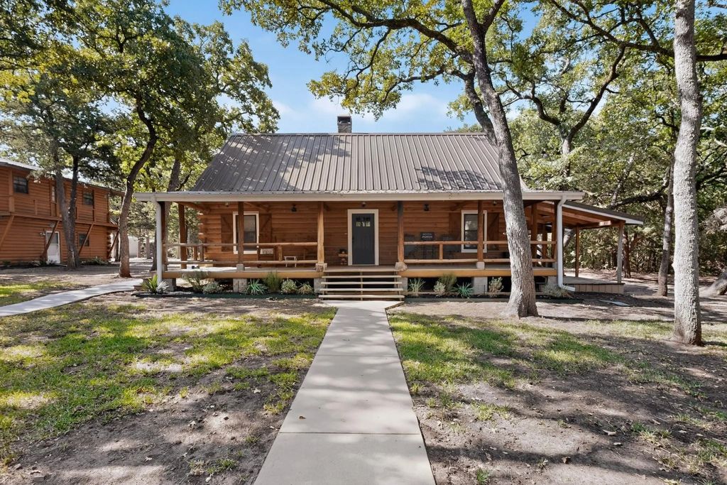 3546 Private Road 2562, Royse City